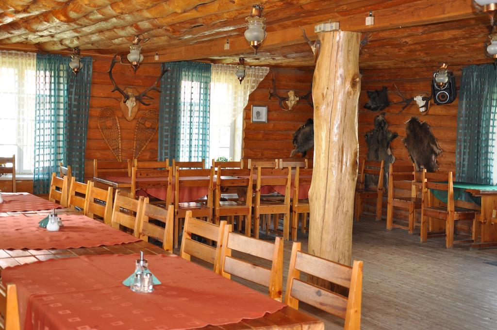 Kaebi Kuelalistemaja Hotel Хаапсалу Екстериор снимка